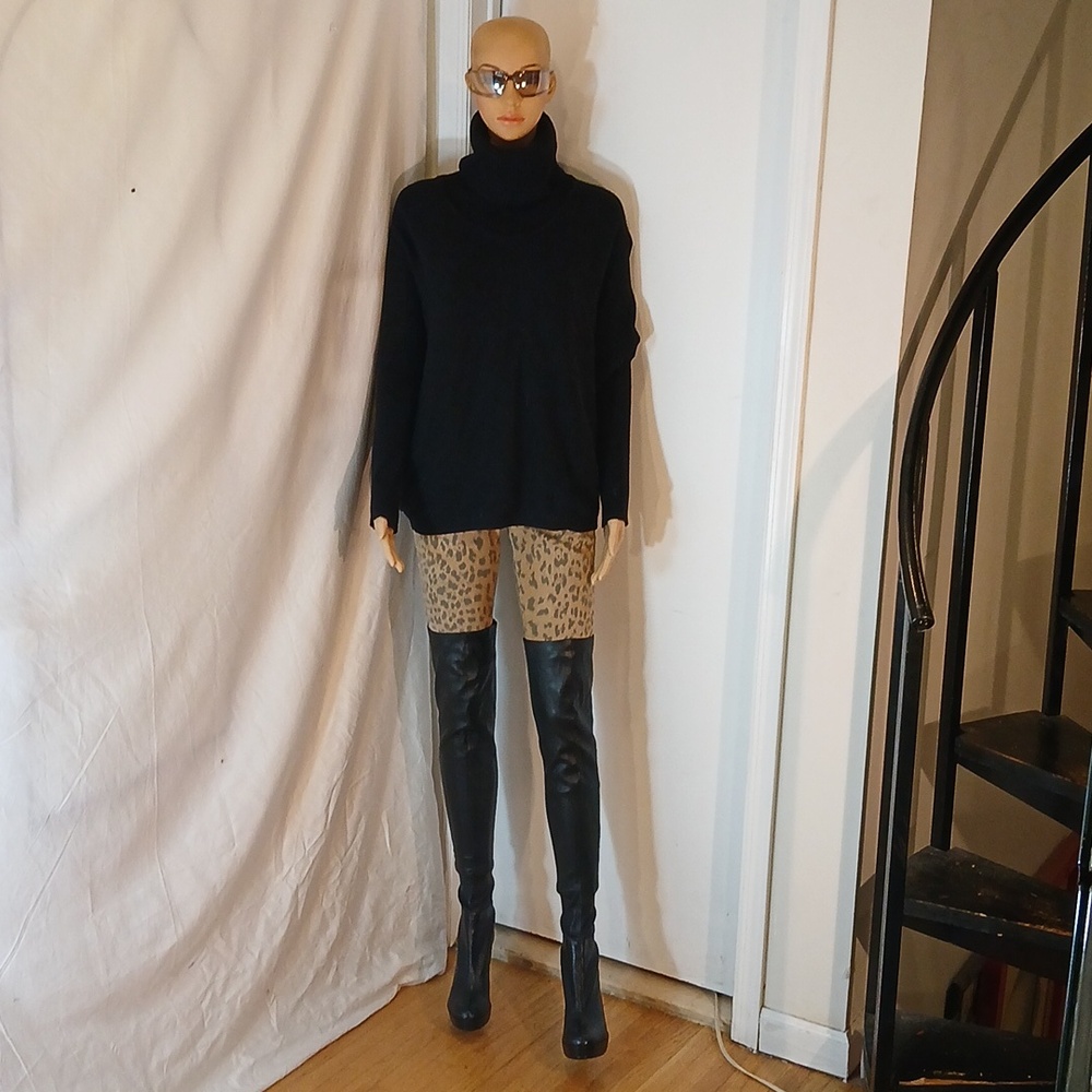 Stunning Like New Barneys (New York) Black Leather Over-the-Knee Platform  Boots - Picture 2 of 16